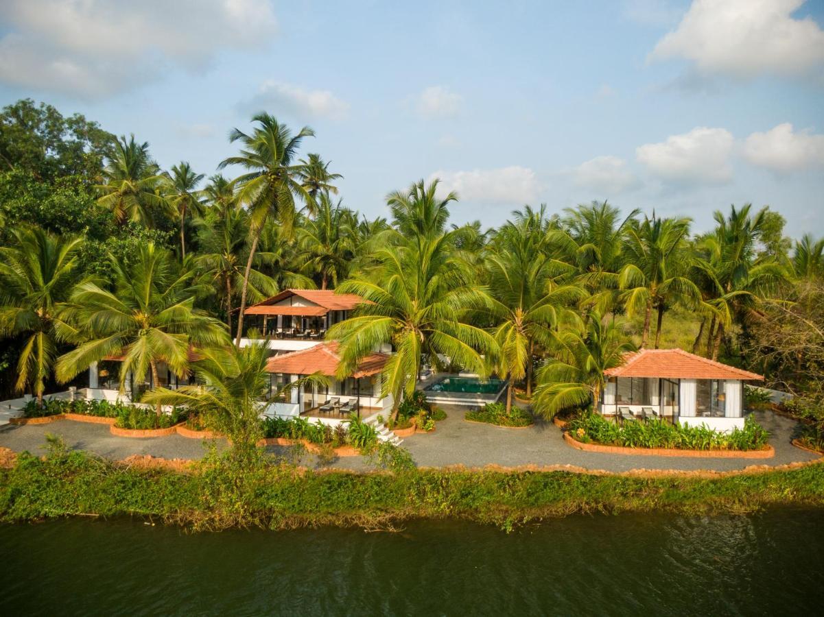 Pont Bleu Suites Riverside & Pool Canacona Exterior photo