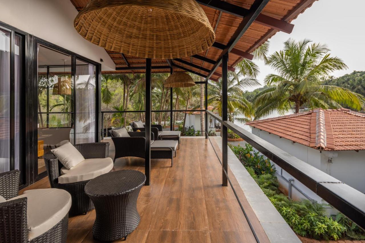 Pont Bleu Suites Riverside & Pool Canacona Exterior photo