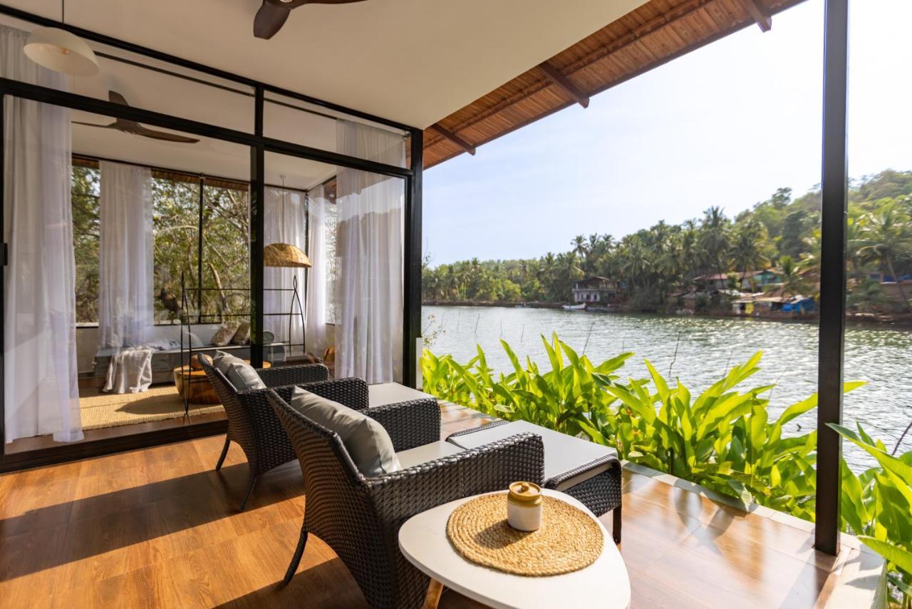 Pont Bleu Suites Riverside & Pool Canacona Exterior photo